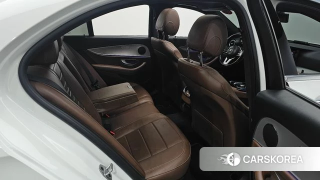Mercedes-Benz E-Class W213 id 4907258 из Кореи 17