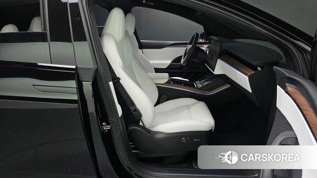 Tesla Model X id 4847147 из Кореи 18