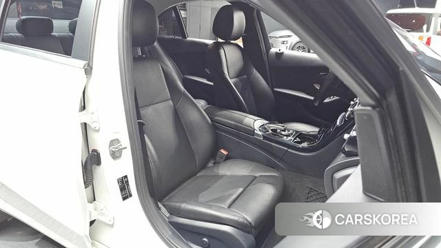 Mercedes-Benz C-Class W205 id 4895114 из Кореи 18