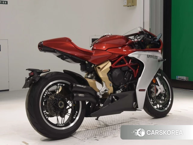Проданный MV AGUSTA SUPER VELOCE 800 id 4168083 из Японии, фото 2