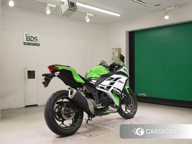 Проданный Kawasaki NINJA 250 ABS 2015 из Японии, фото 2