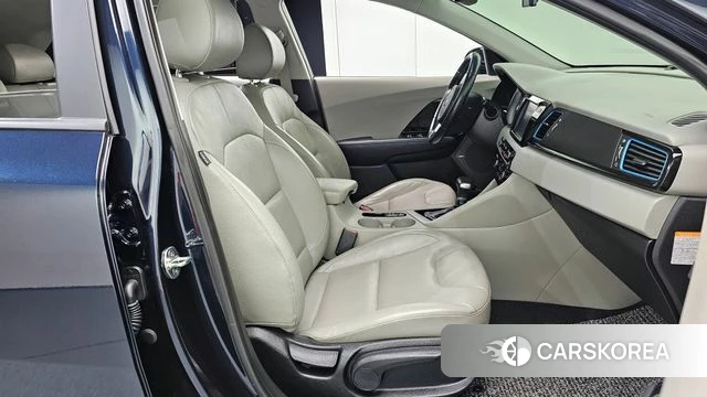 Kia Niro id 4285861 из Кореи 18