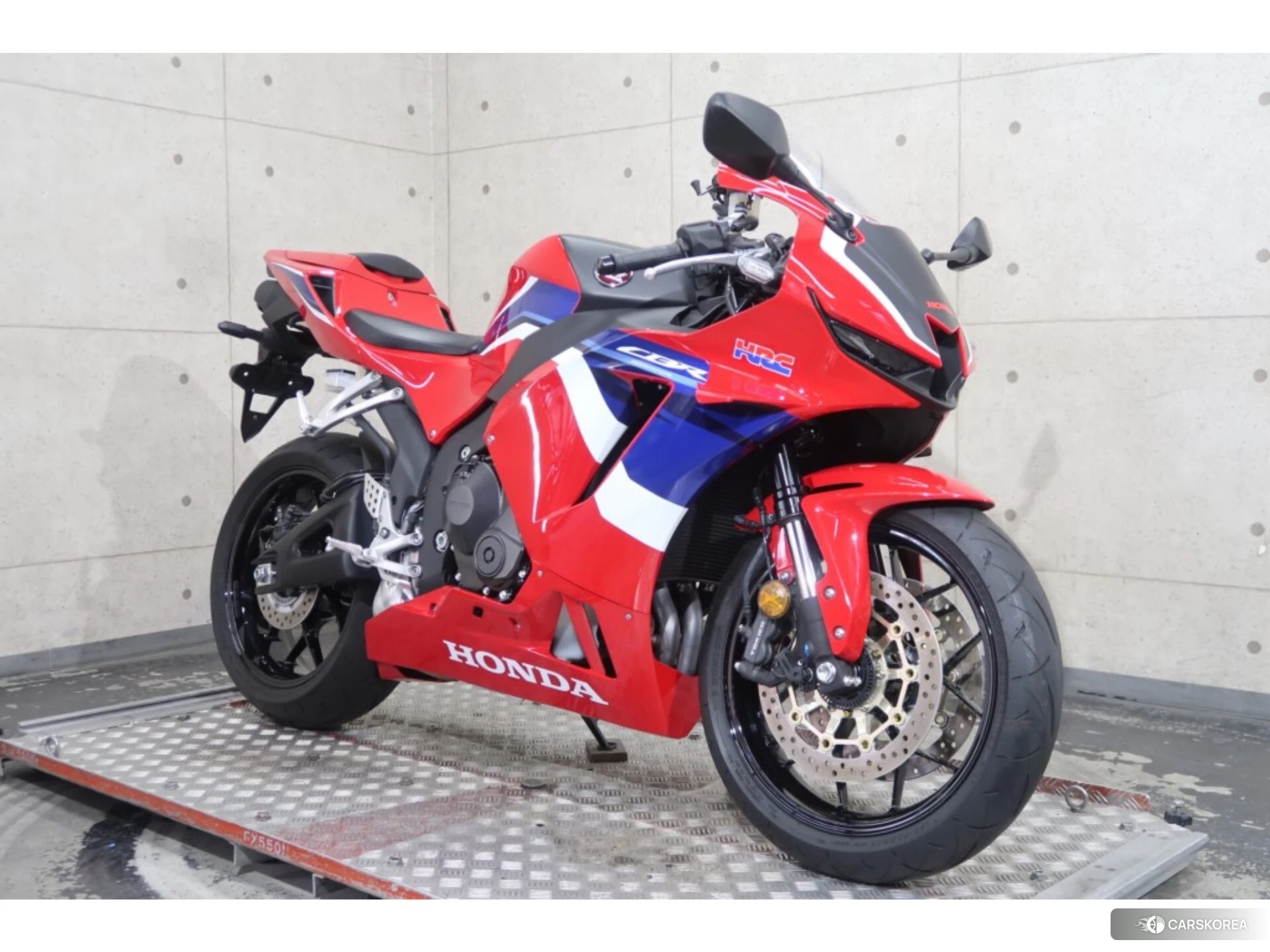 Проданный Honda CBR600RR ABS id 4184257 из Японии, фото 18