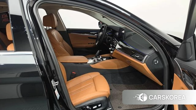 BMW 5 Series (G30) id 4281644 из Кореи 18