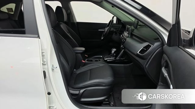 Kia Seltos id 4764341 из Кореи 18