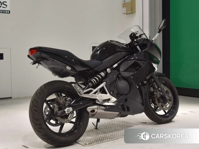 Проданный Kawasaki NINJA 400R 2010 из Японии, фото 2