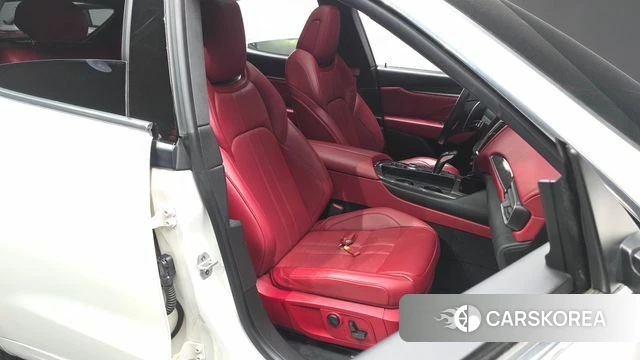 Maserati Levante id 4865346 из Кореи 18