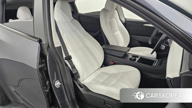 Tesla Model Y id 4480632 из Кореи 18