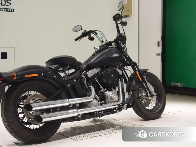 Проданный Harley-Davidson Softail Cross Bones FLSTSB1580 2011 из Японии