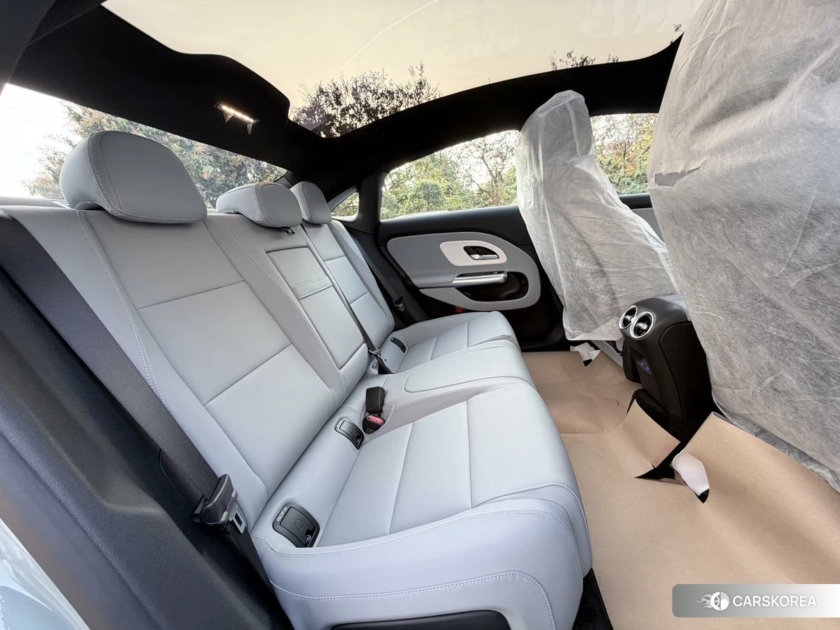 Mercedes-Benz CLA EV id 4452799 из Китая 18