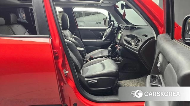 Jeep Renegade id 4250644 из Кореи 18