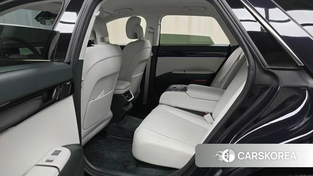 Hyundai Grandeur (GN7) id 4230817 из Кореи 18