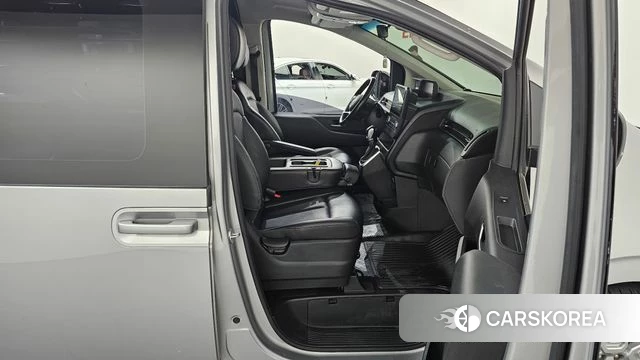 Hyundai Staria id 4726251 из Кореи 18