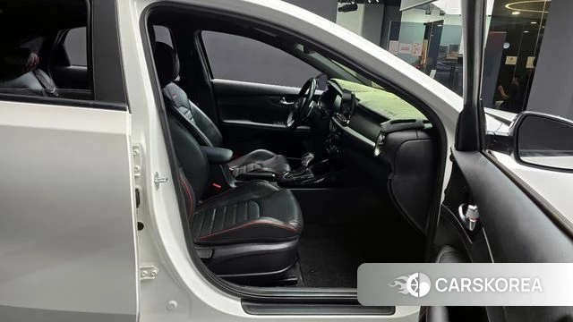 Kia Come New K3 id 4203368 из Кореи 18