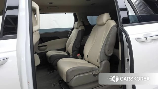 Kia Carnival 4th generation id 4687957 из Кореи 18