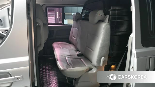 Hyundai The New Grand Starex id 4447554 из Кореи 18