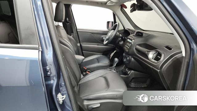 Jeep Renegade id 4585248 из Кореи 18