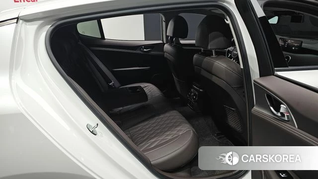 Kia Stinger Meister id 4194852 из Кореи 18