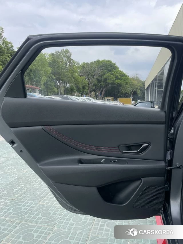 Hyundai Elantra id 4264187 из Китая 18