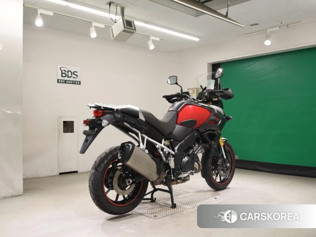 Проданный Suzuki V-STROM DL1000 2015 из Японии, фото 2