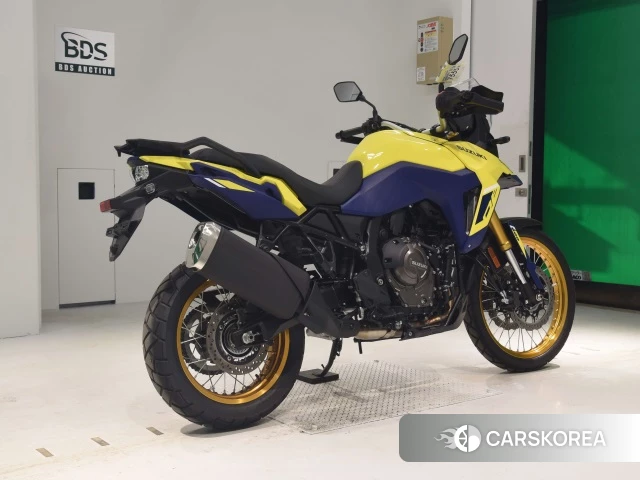 Проданный Suzuki V-STROM 800DE 2023 из Японии, фото 2