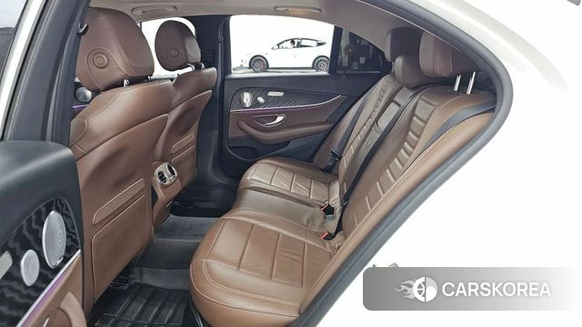 Mercedes-Benz E-Class W213 id 4727846 из Кореи 18