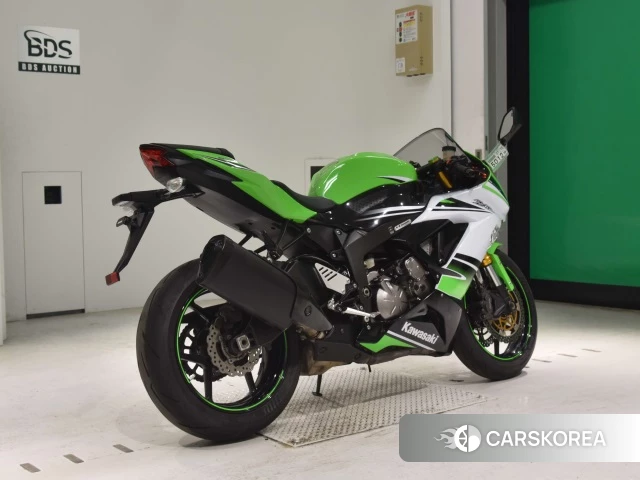 Проданный Kawasaki ZX-6R NINJA ABS 2015 из Японии, фото 2