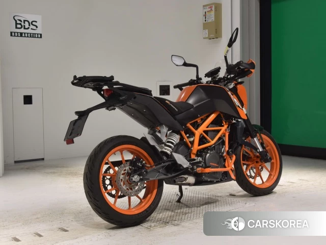 Проданный KTM 390 DUKE 2015 из Японии, фото 2