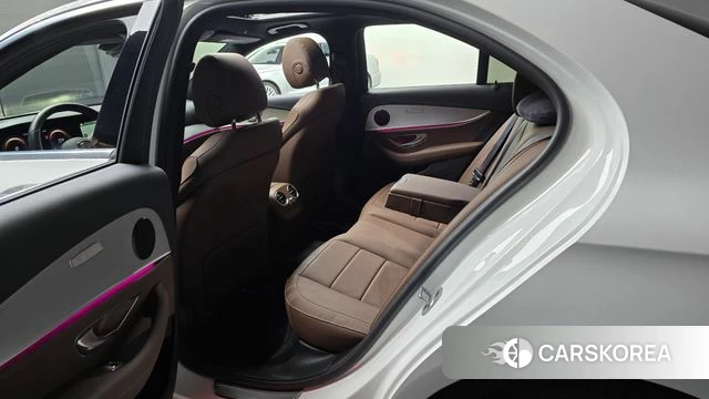 Mercedes-Benz E-Class W213 id 4196119 из Кореи 18