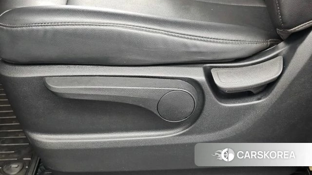 Hyundai Staria id 4905625 из Кореи 18