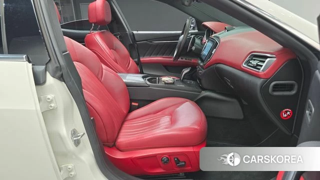 Maserati Ghibli id 4775531 из Кореи 18