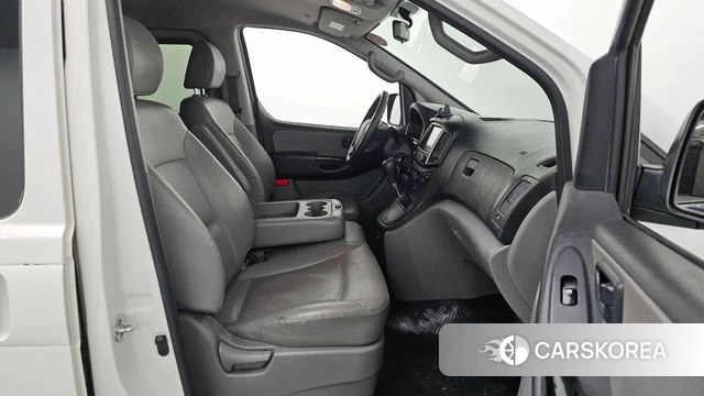 Hyundai The New Grand Starex id 4285532 из Кореи 18