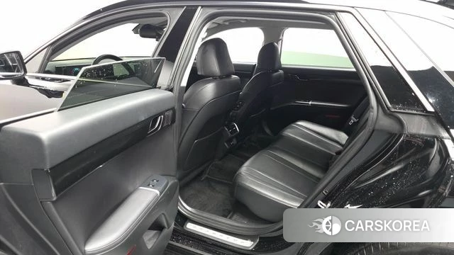 Hyundai Grandeur Hybrid (GN7) id 4349642 из Кореи 18