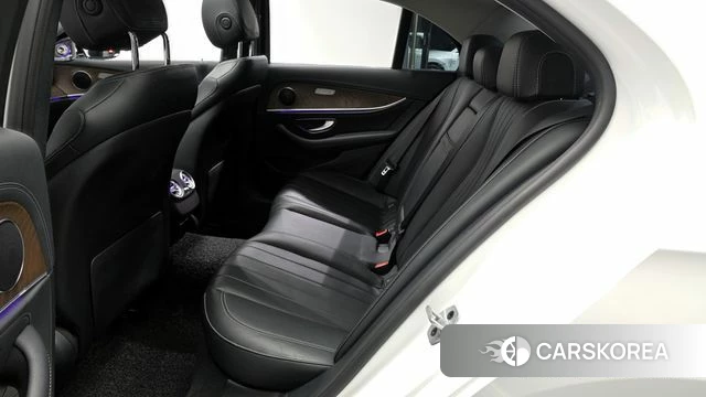 Mercedes-Benz E-Class W213 id 4416984 из Кореи 18