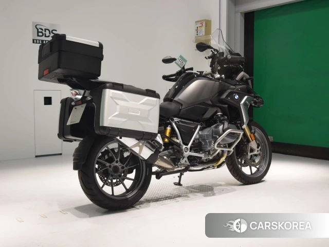 Проданный BMW R1250GS ADVENTURE 2020 из Японии, фото 2