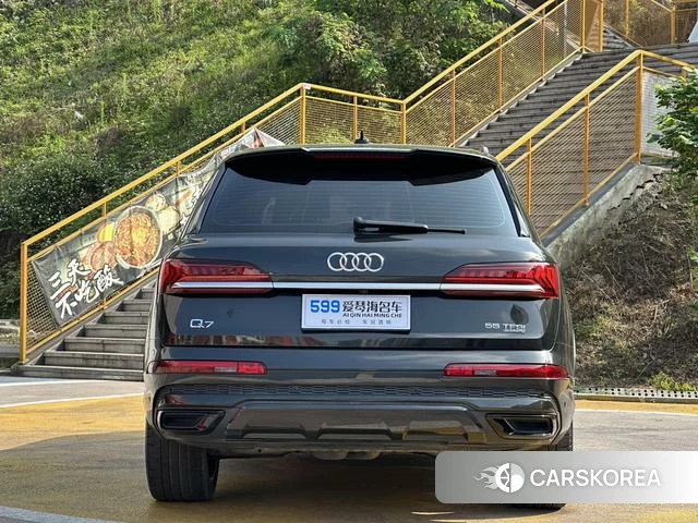 Audi Q7 id 4258862 из Китая 18