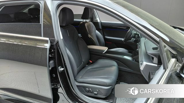 Hyundai Grandeur (GN7) id 4360312 из Кореи 18