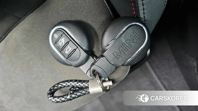 Mini Cooper S id 4854463 из Кореи 18