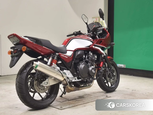 Проданный Honda CB400SF BOLDOR ABS 2021 из Японии, фото 2