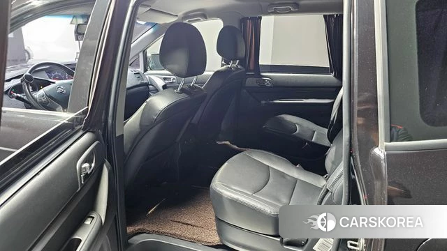 Ssangyong Korando Turismo id 4318261 из Кореи 18