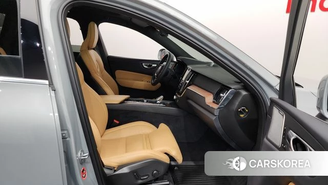 Volvo XC60 second Generation id 4292305 из Кореи 18