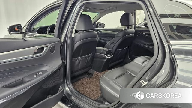 Hyundai The New Grandeur IG Hybrid id 4542515 из Кореи 18
