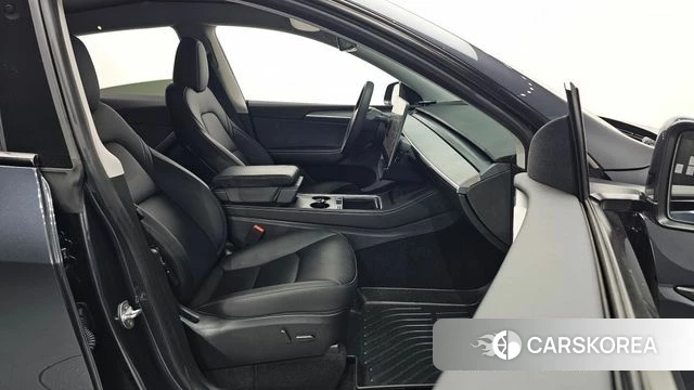 Tesla Model Y id 4706111 из Кореи 18