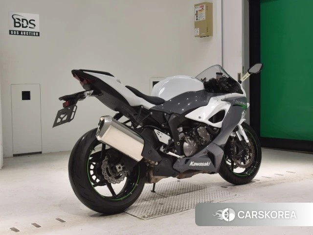 Проданный Kawasaki ZX-6R NINJA ABS 2021 из Японии, фото 2