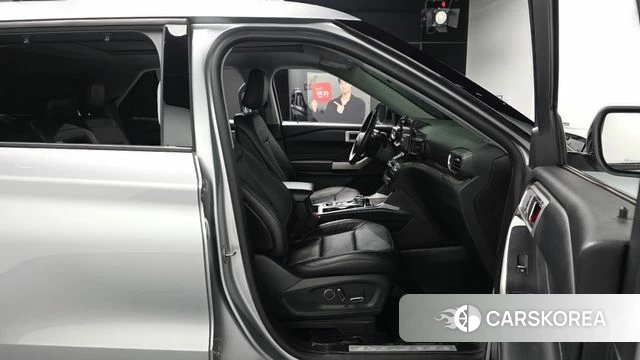 Ford Explorer 6th Generation id 4284210 из Кореи 18