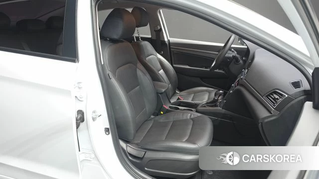 Hyundai Avante AD id 4295030 из Кореи 18