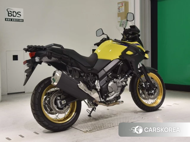 Проданный Suzuki V-STROM 650 XT 2023 из Японии, фото 2