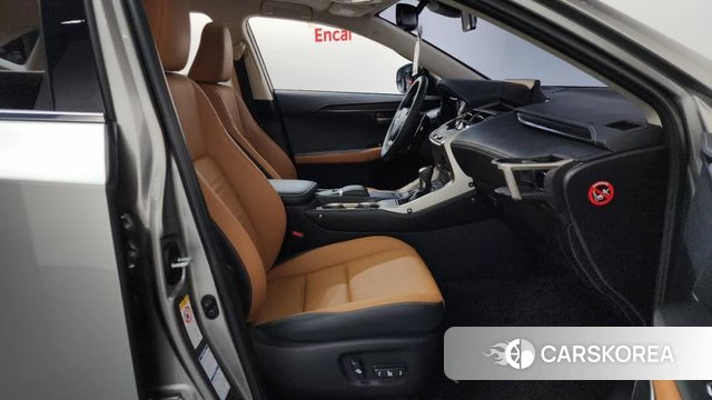 Lexus NX300h id 4377713 из Кореи 18