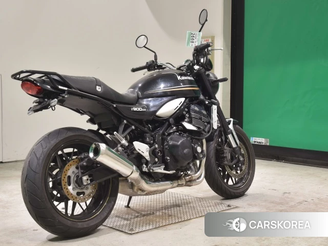 Проданный Kawasaki Z900RS 2018 из Японии