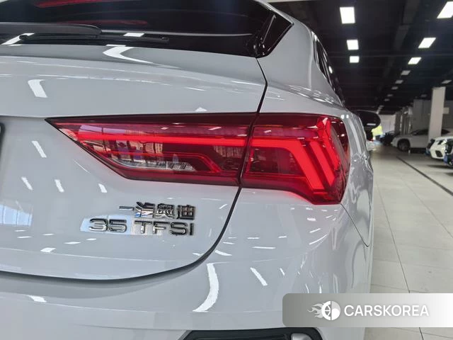 Audi Q3 Sportback id 4399996 из Китая 18